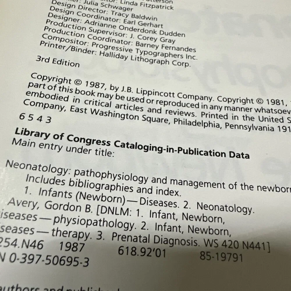 Averys Neonatology: Pathophysiology and Management of the Newborn‎ Third Edition